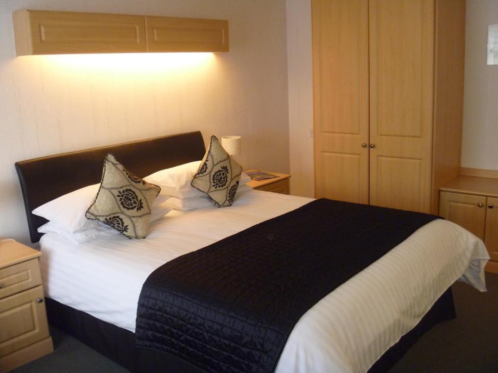Deanwater Hotel Wilmslow Eksteriør billede