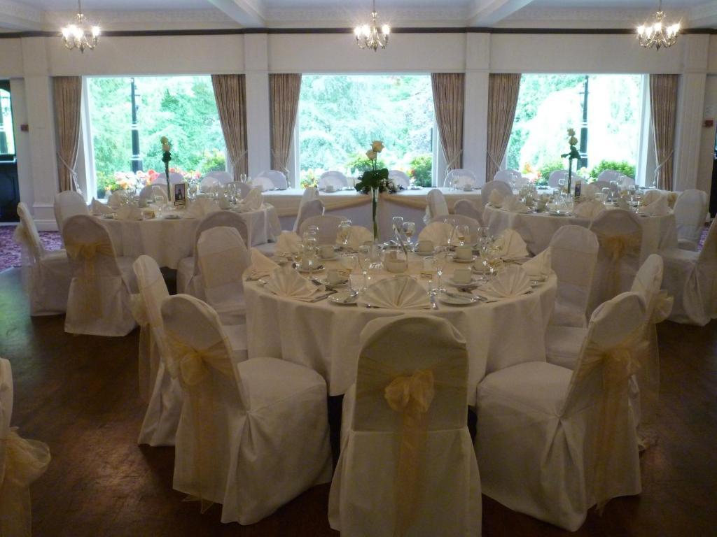 Deanwater Hotel Wilmslow Eksteriør billede
